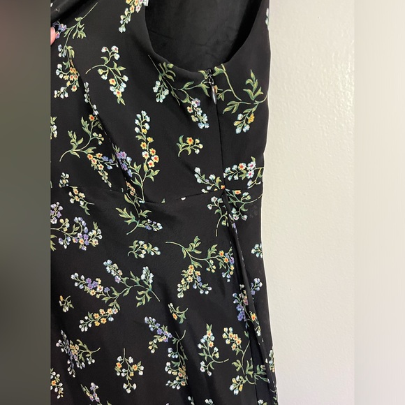 Black Floral Patterned Sundress with Waist Ribbon (Small) - Picture 2 of 4